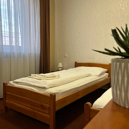 21 Hotel